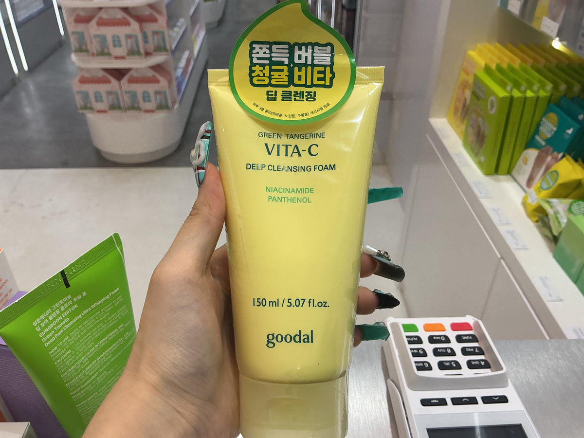 GOODAL Green Tangerine Vita-C Deep Cleansing Foam