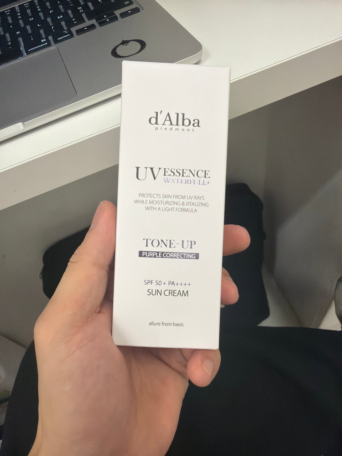 D’alba UV Essence Waterfull+ Tone Up Purple