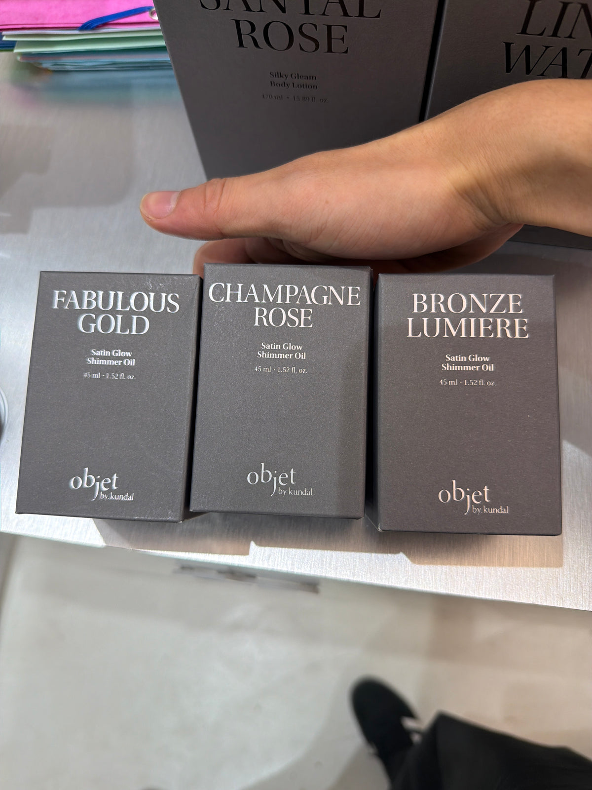 Objet Glow Shimmer Oil