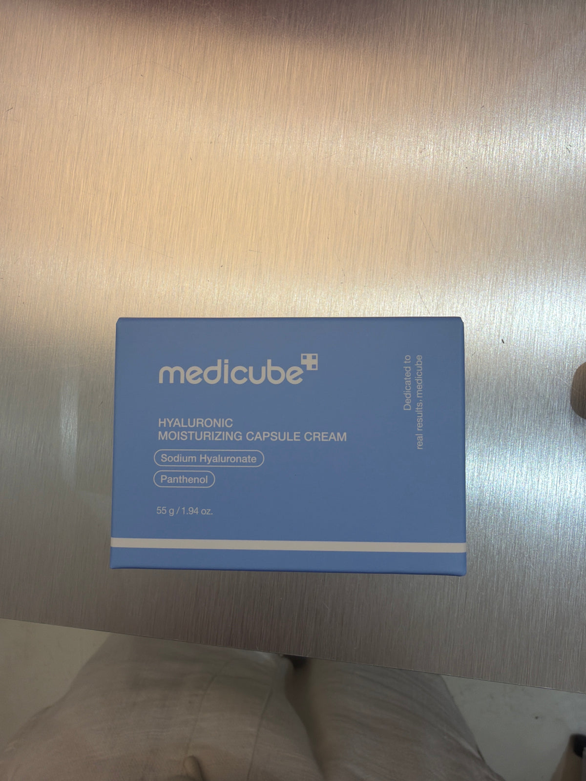 Medicube Hyaluronic Moisturizing Capsule Cream